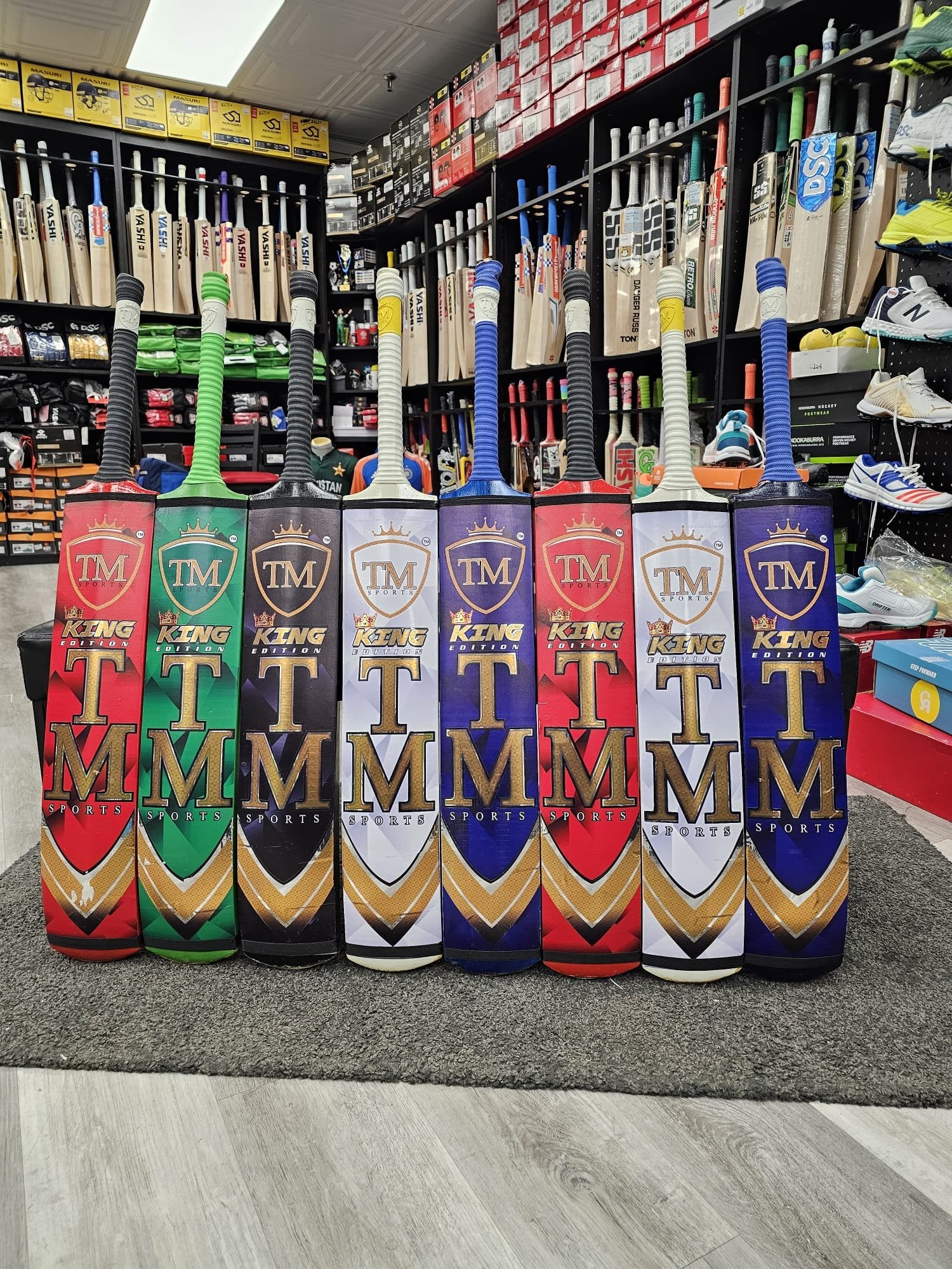 TM King Edition Tapeball Bats